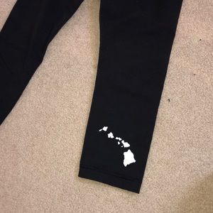 ONE OF A KIND Hawaiian island lululemon leggings